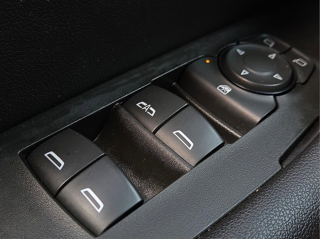 Used 2020 Chevrolet Blazer LT image 16