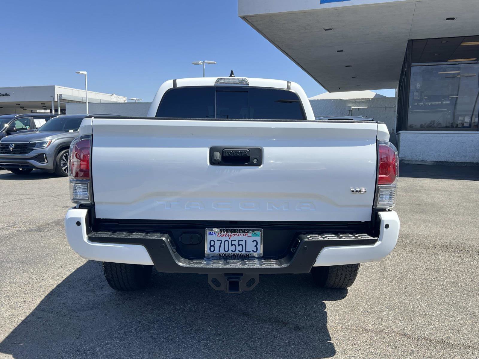 Used 2022 Toyota Tacoma TRD Off-Road w/ Technology Package AWD/4WD image 22
