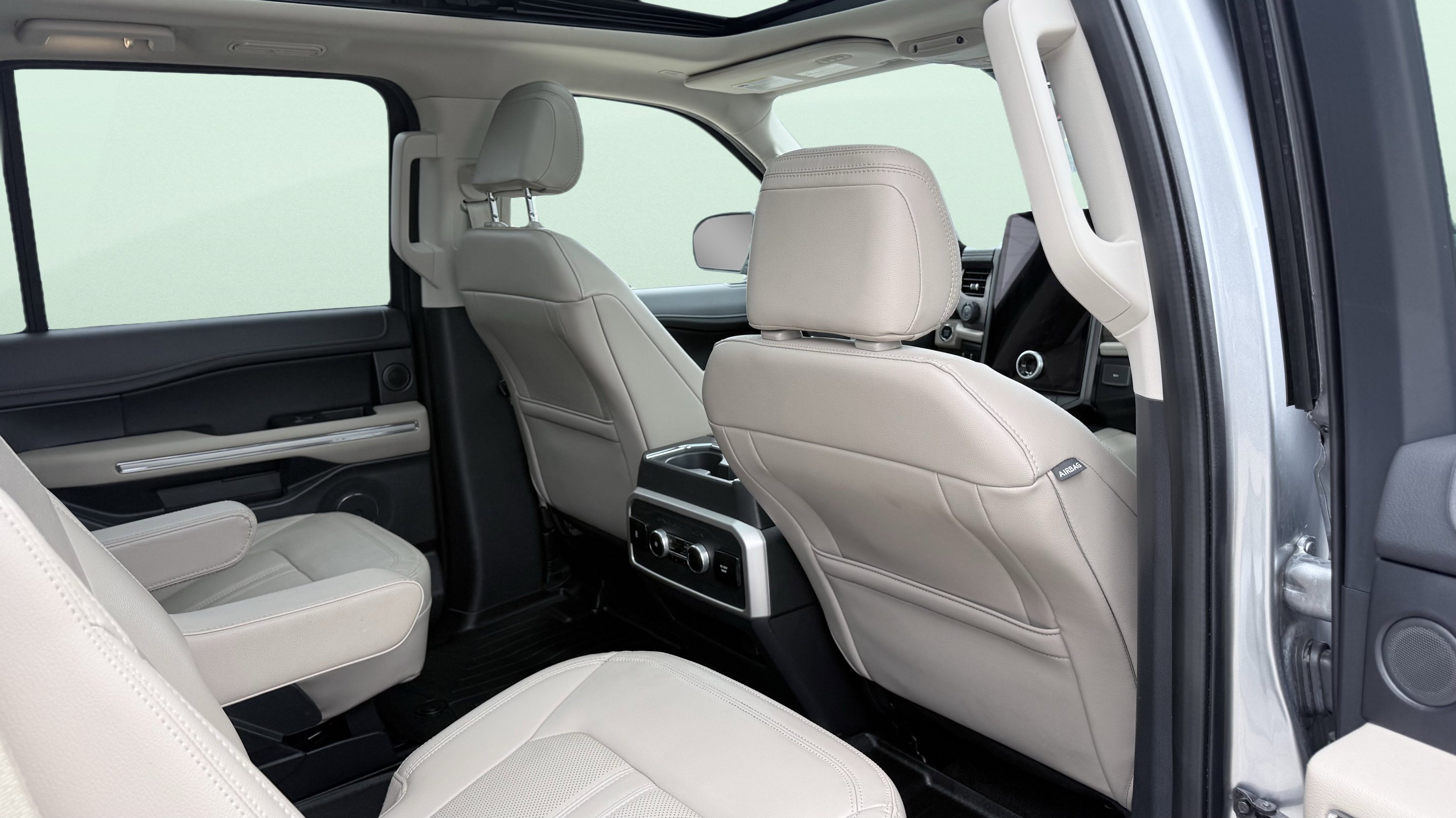 Used 2023 Ford Expedition Limited RWD image 45