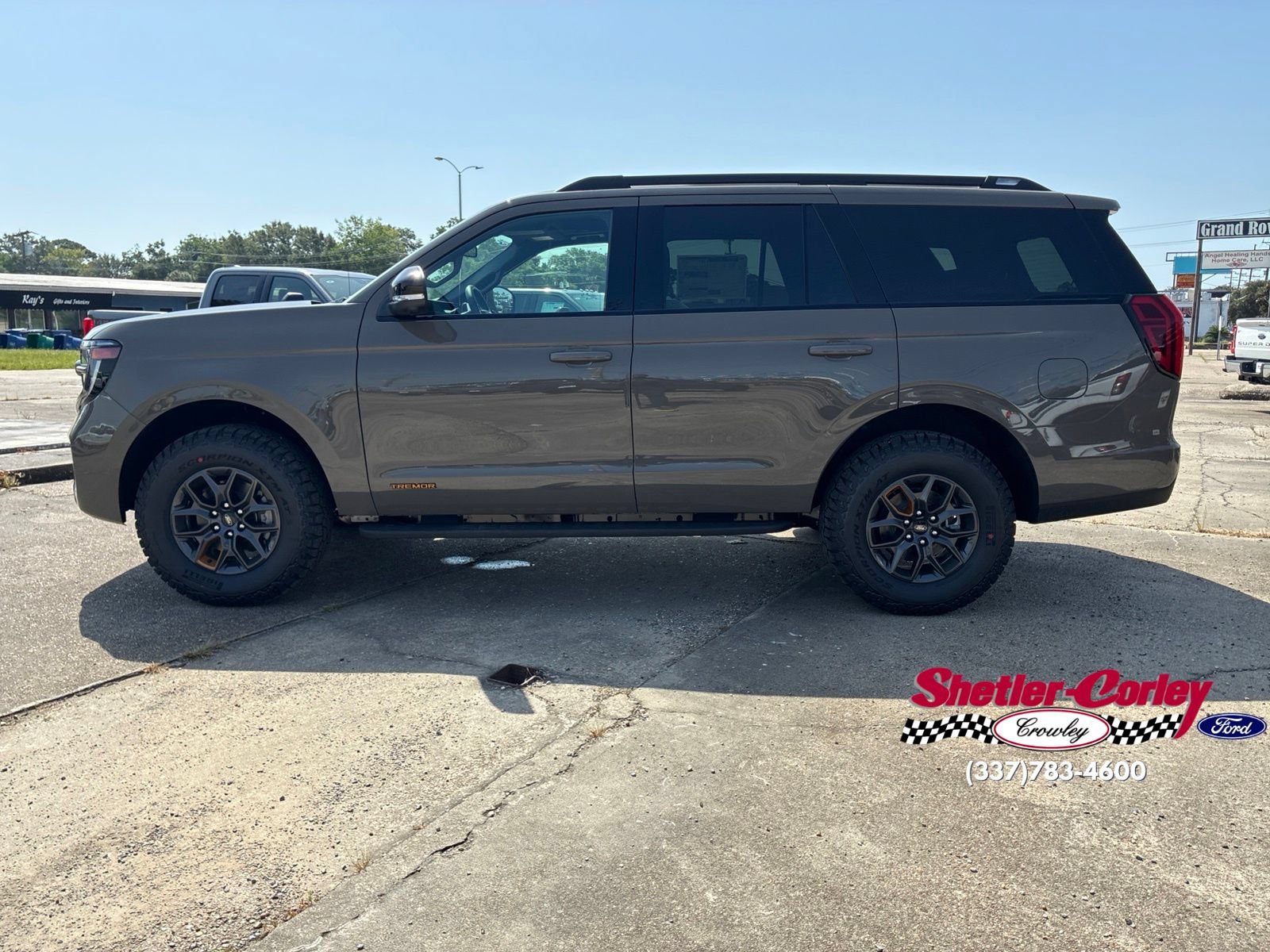 New 2027 Ford Expedition Tremor w/ Driver's Package AWD/4WD image 9