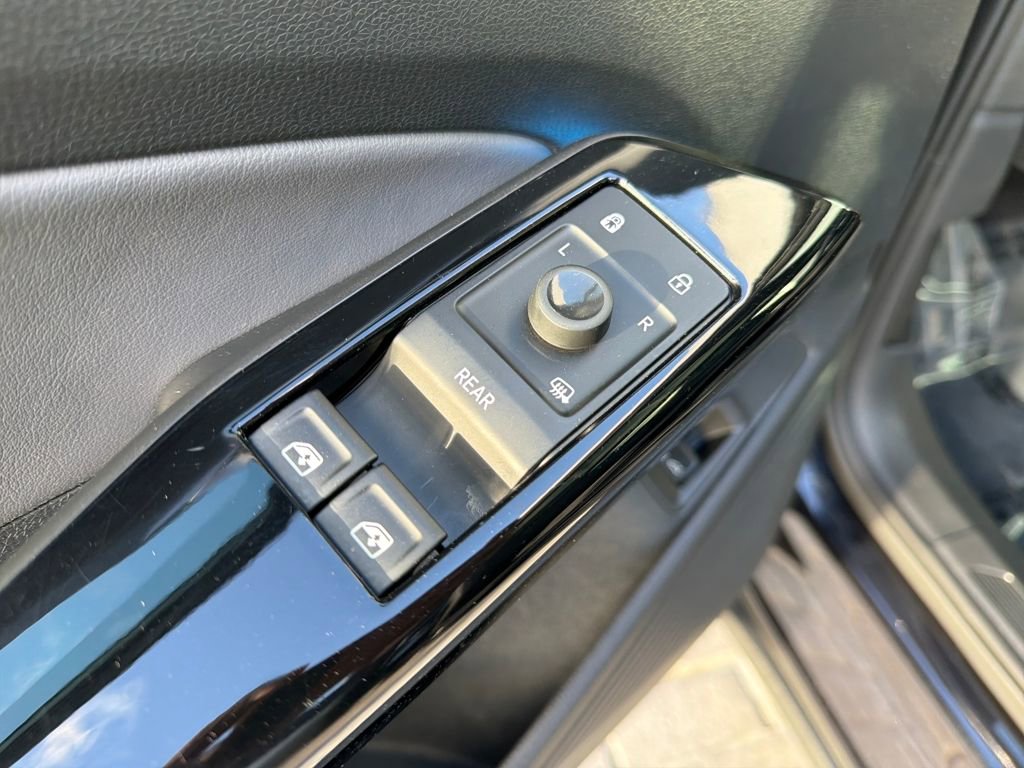 Certified 2023 Volkswagen ID.4 Pro S Plus image 11