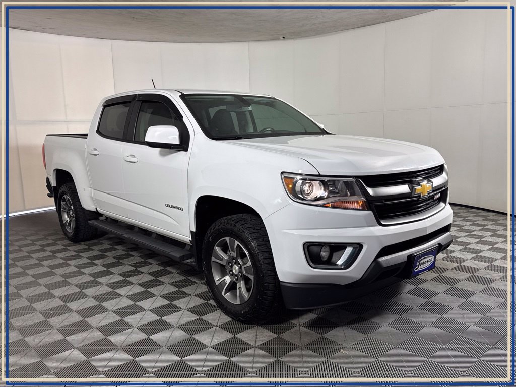 Used 2017 Chevrolet Colorado Z71 AWD/4WD image 5