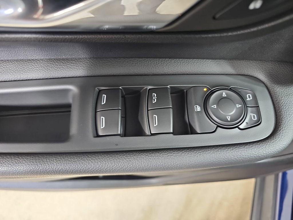 Certified 2022 GMC Terrain SLE w/ Driver Convenience Package image 32