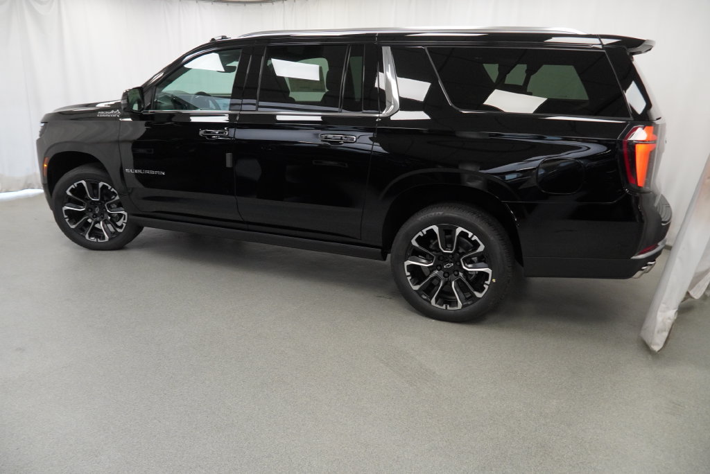 New 2026 Chevrolet Suburban High Country AWD/4WD image 40