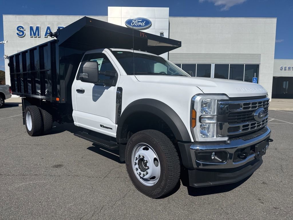 New 2025 Ford F550 4x4 Regular Cab Super Duty image 1