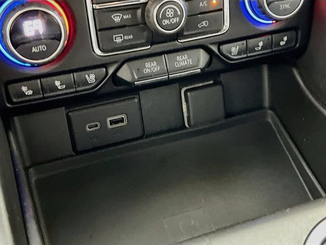 Used 2022 Chevrolet Tahoe Premier AWD/4WD image 21