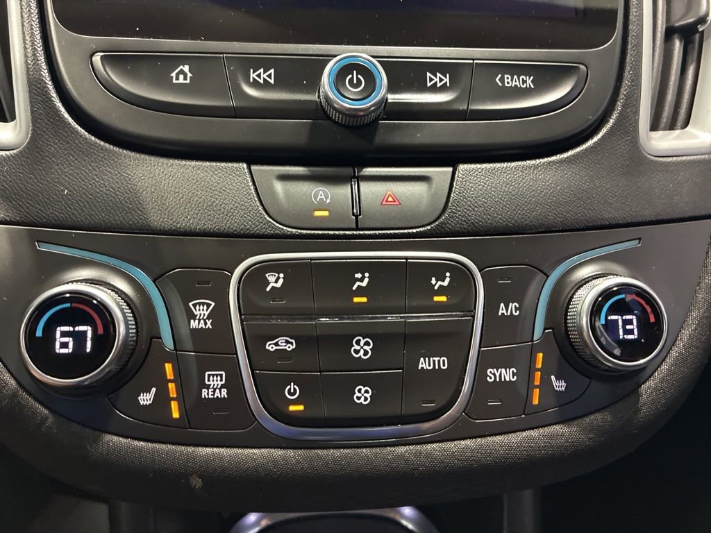 Used 2024 Chevrolet Malibu LT image 24