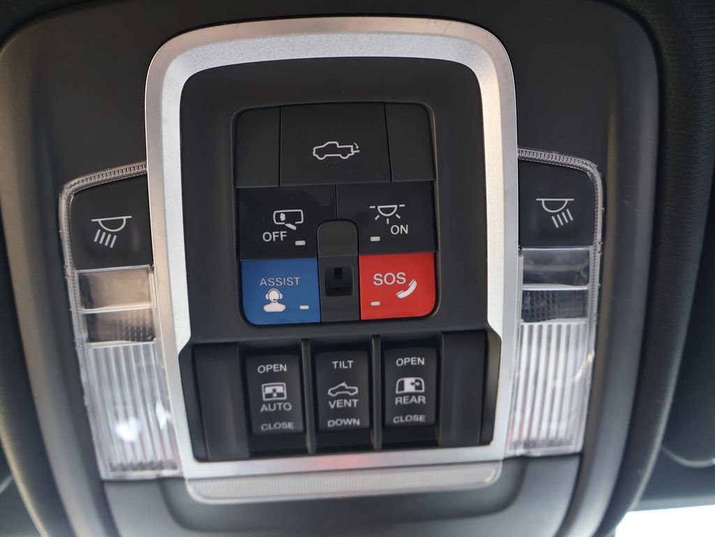 Used 2020 RAM 3500 Limited image 16