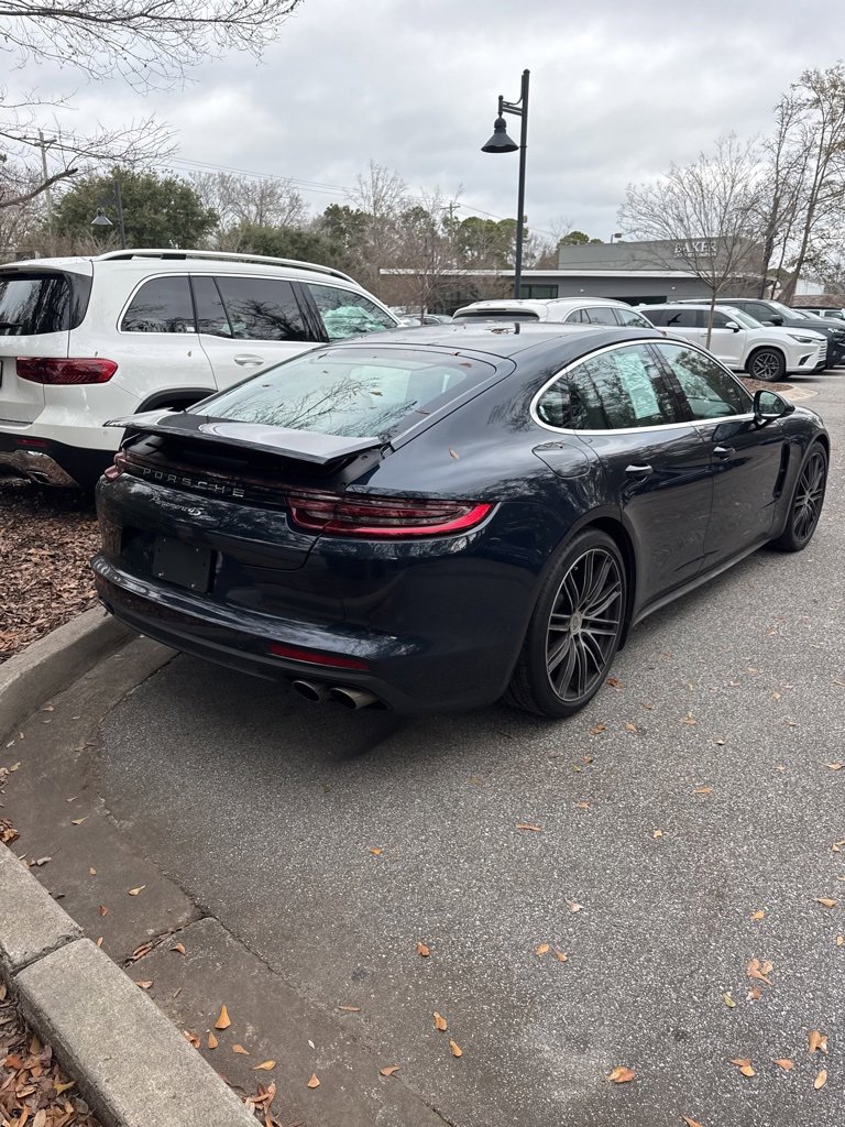 Used 2018 Porsche Panamera 4S image 8