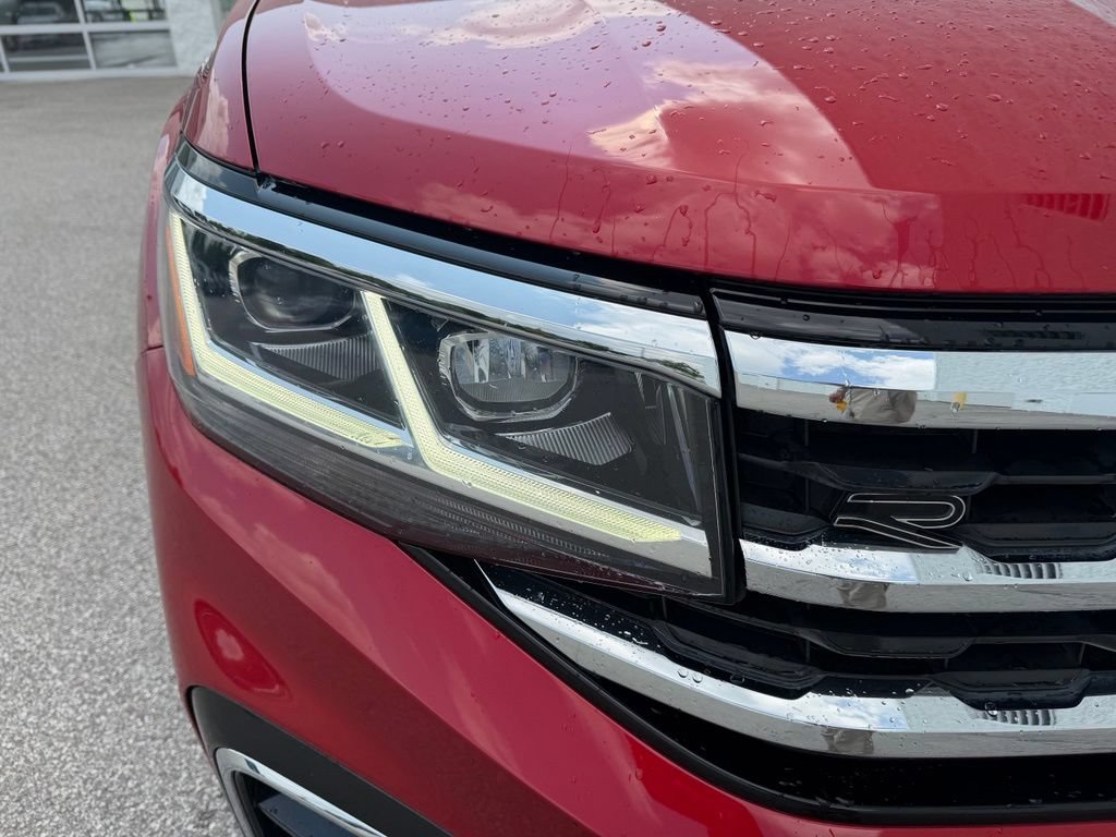 Used 2022 Volkswagen Atlas Cross Sport SEL Premium R-Line AWD/4WD image 16