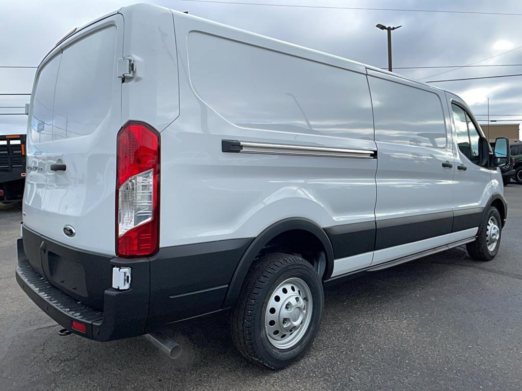Used 2024 Ford Transit 250 Low Roof AWD w/ Interior Upgrade Package image 4