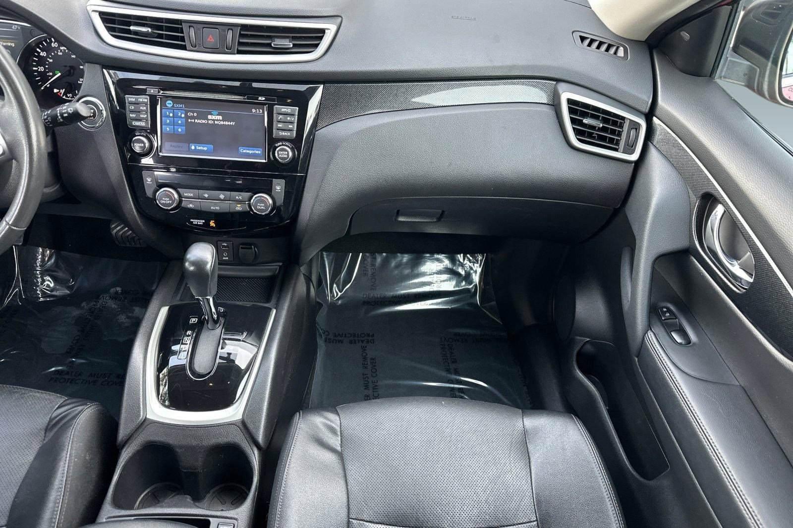 Used 2016 Nissan Rogue SL w/ SL Premium Package image 28