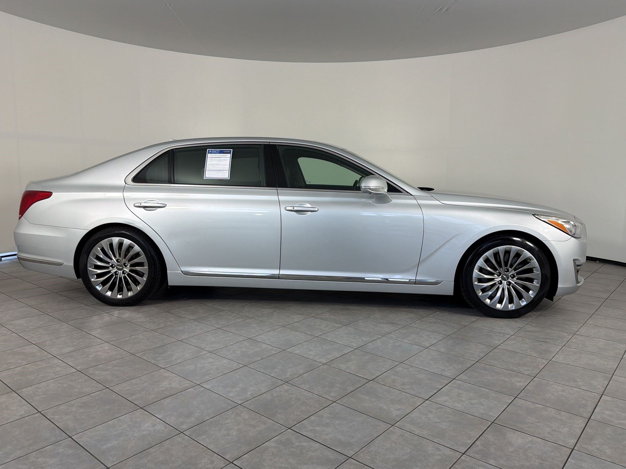Used 2019 Genesis G90 3.3T Premium AWD/4WD image 8