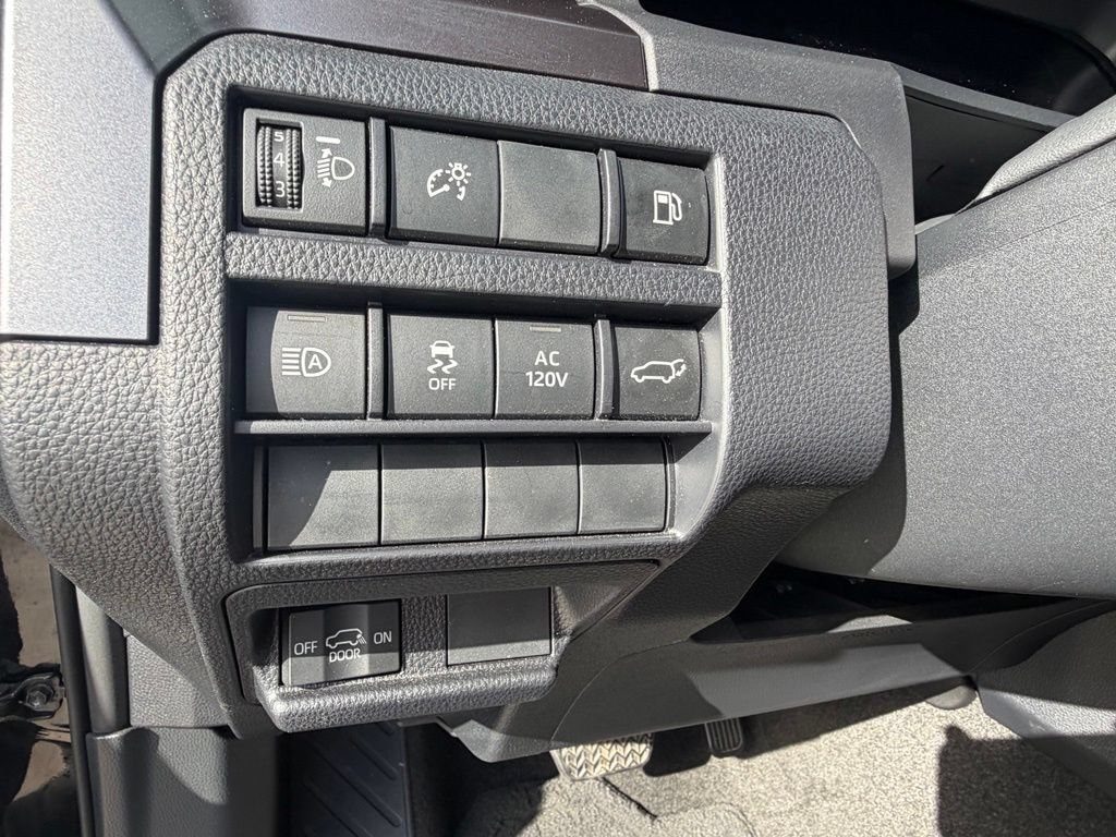 Used 2025 Toyota 4Runner TRD Off-Road Premium AWD/4WD image 16