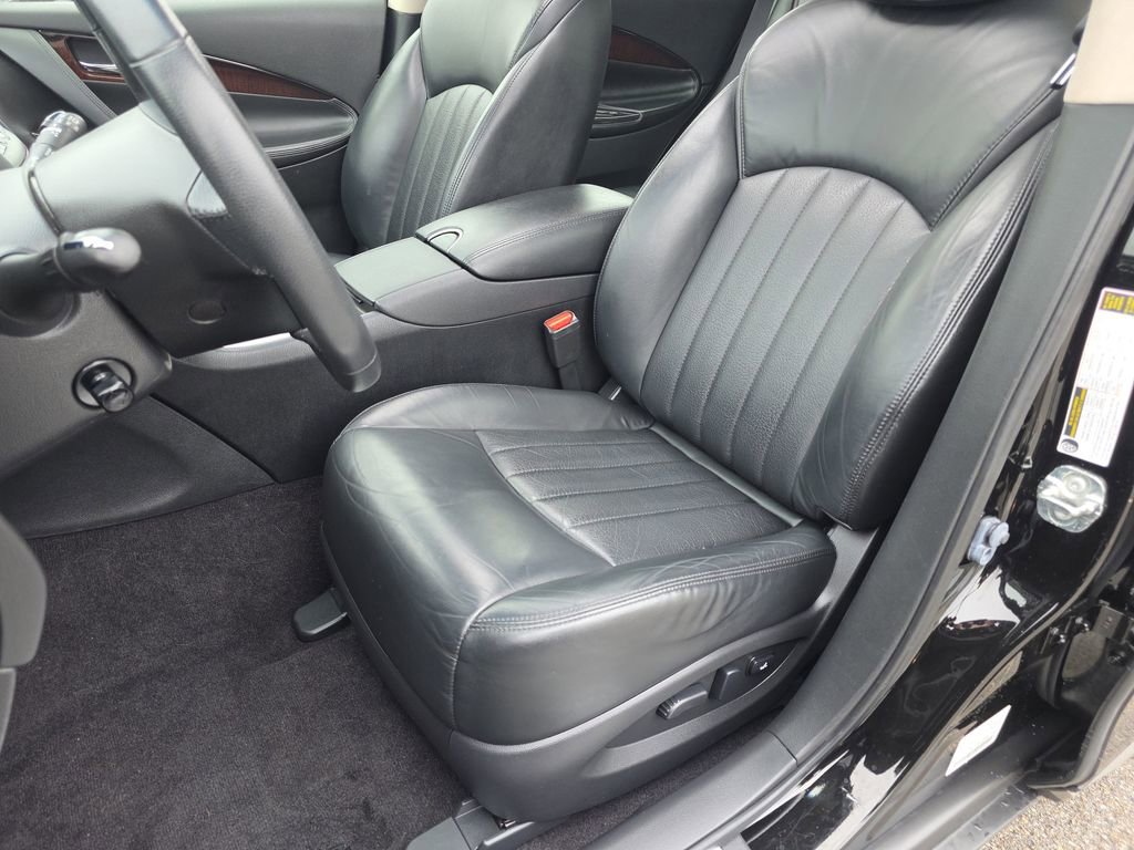 Used 2016 INFINITI QX50 AWD w/ Deluxe Touring Package image 20