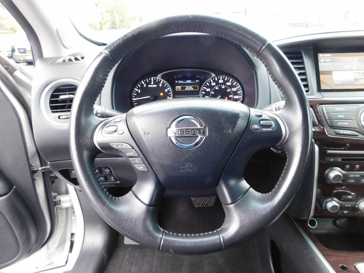Used 2014 Nissan Pathfinder SL w/ SL Premium Package AWD/4WD image 11
