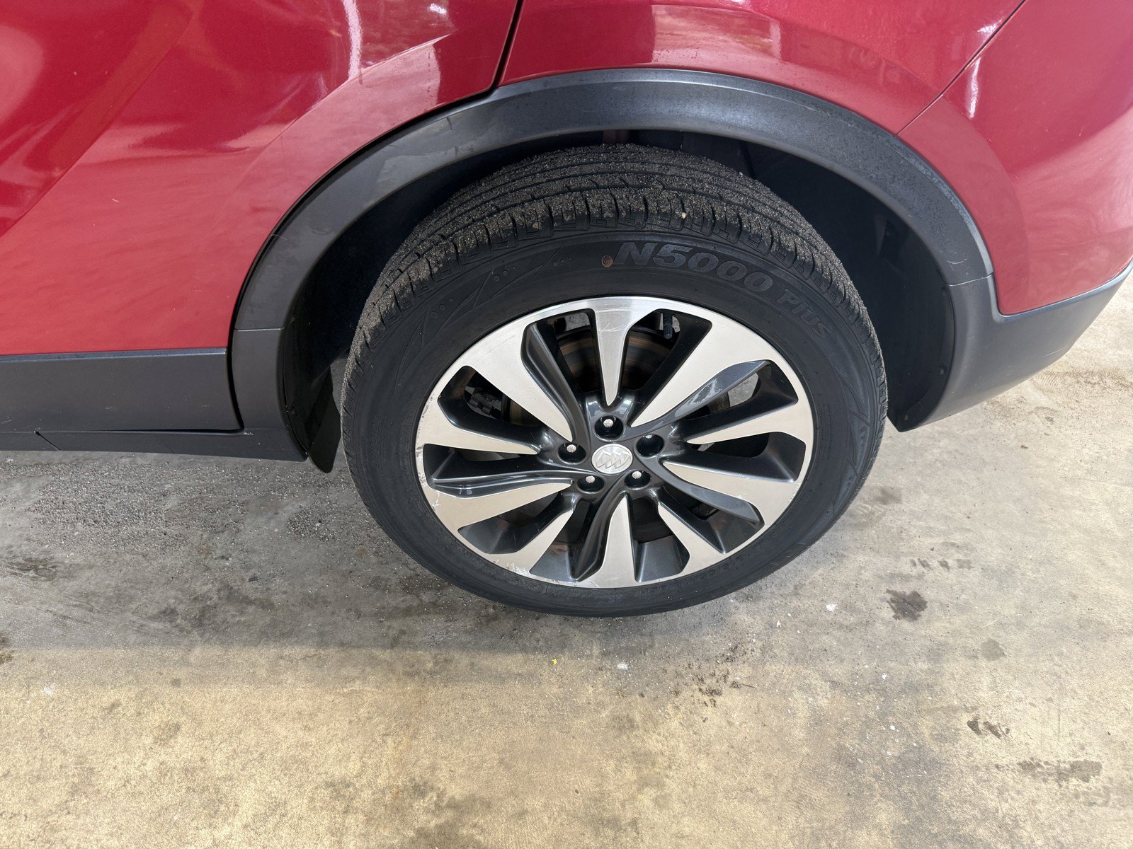 Used 2019 Buick Encore Essence AWD/4WD image 10