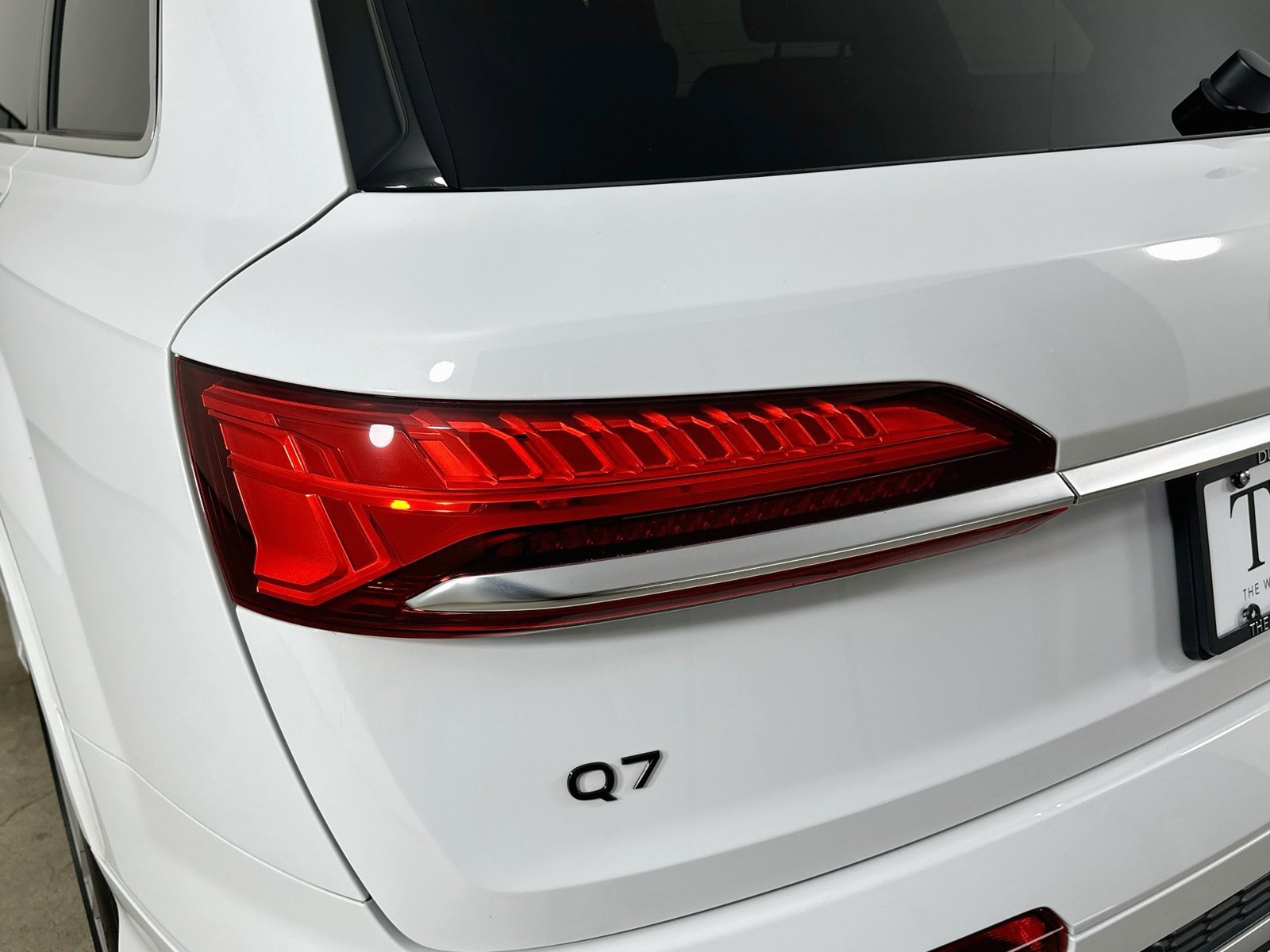 Used 2025 Audi Q7 3.0T Premium Plus w/ Premium Plus Package AWD/4WD image 12