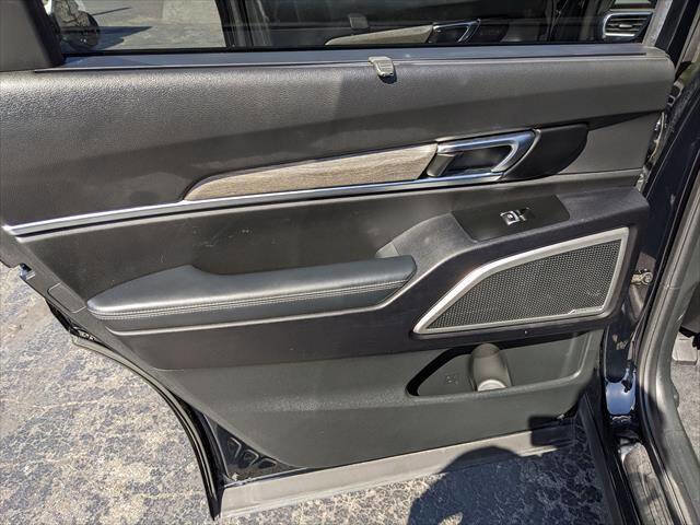 Used 2022 Kia Telluride EX w/ EX Premium Package image 13