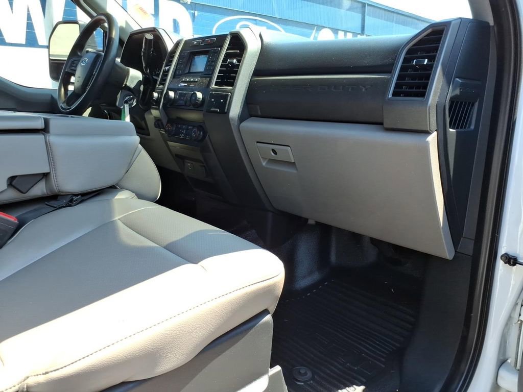 Certified 2020 Ford F350 XL w/ Snow Plow Prep Package AWD/4WD image 9