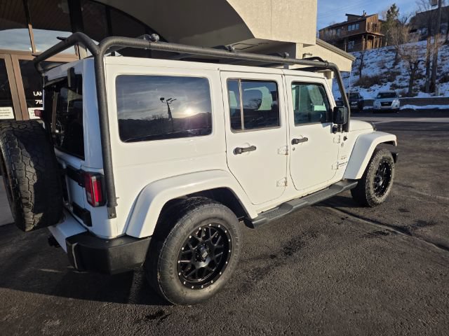 Used 2016 Jeep Wrangler Unlimited Sahara w/ Dual Top Group AWD/4WD image 6