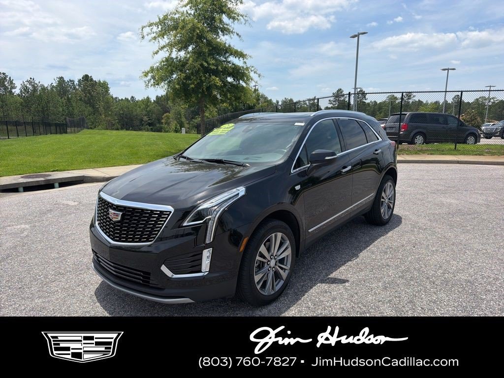 Certified 2025 Cadillac XT5 Premium Luxury w/ Technology Package AWD/4WD image 1