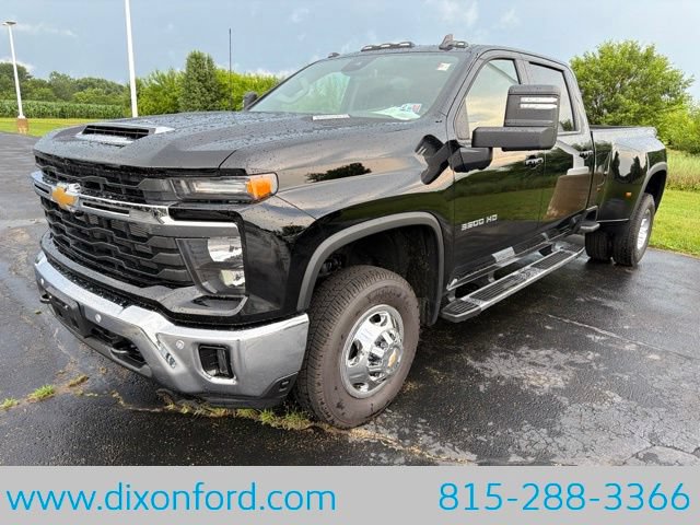 Used 2026 Chevrolet Silverado 3500 LT w/ All Star Edition AWD/4WD image 1