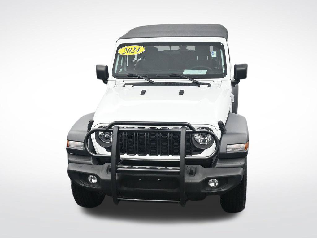 Used 2024 Jeep Wrangler Sport AWD/4WD image 19