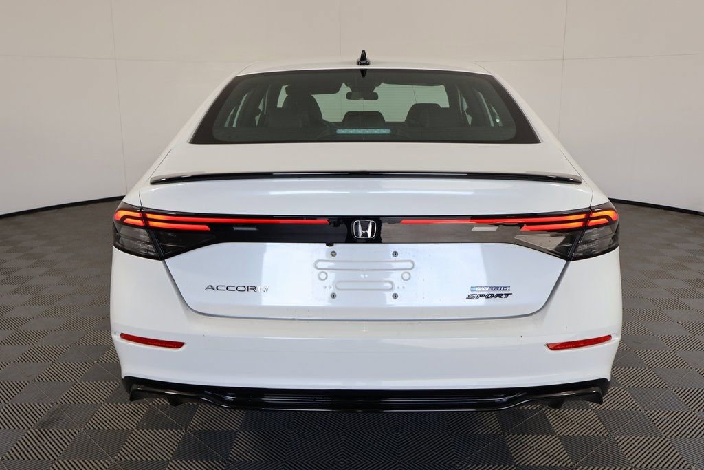 Used 2024 Honda Accord Sport image 5