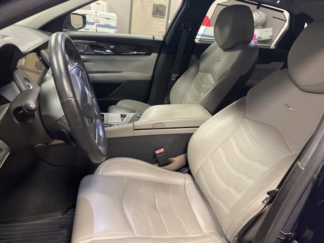 Used 2018 Cadillac CT6 Luxury image 23