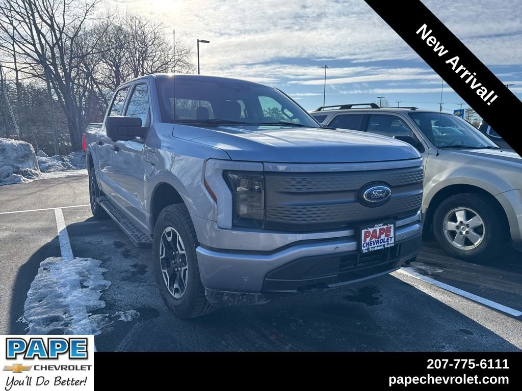 Used 2022 Ford F150 Lightning XLT w/ Max Trailer Tow Package image 1