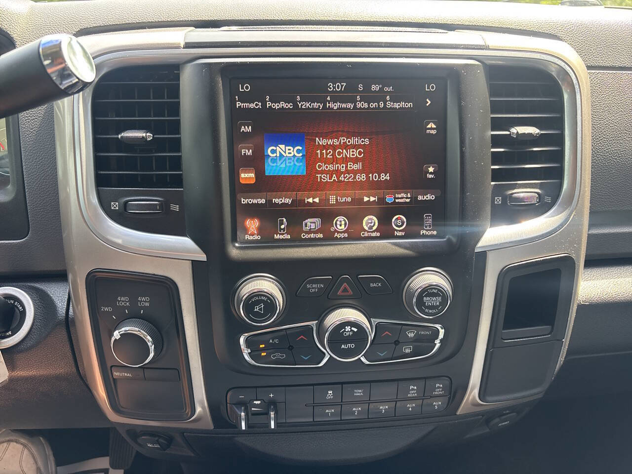 Used 2017 RAM 2500 SLT w/ Snow Chief Group AWD/4WD image 34