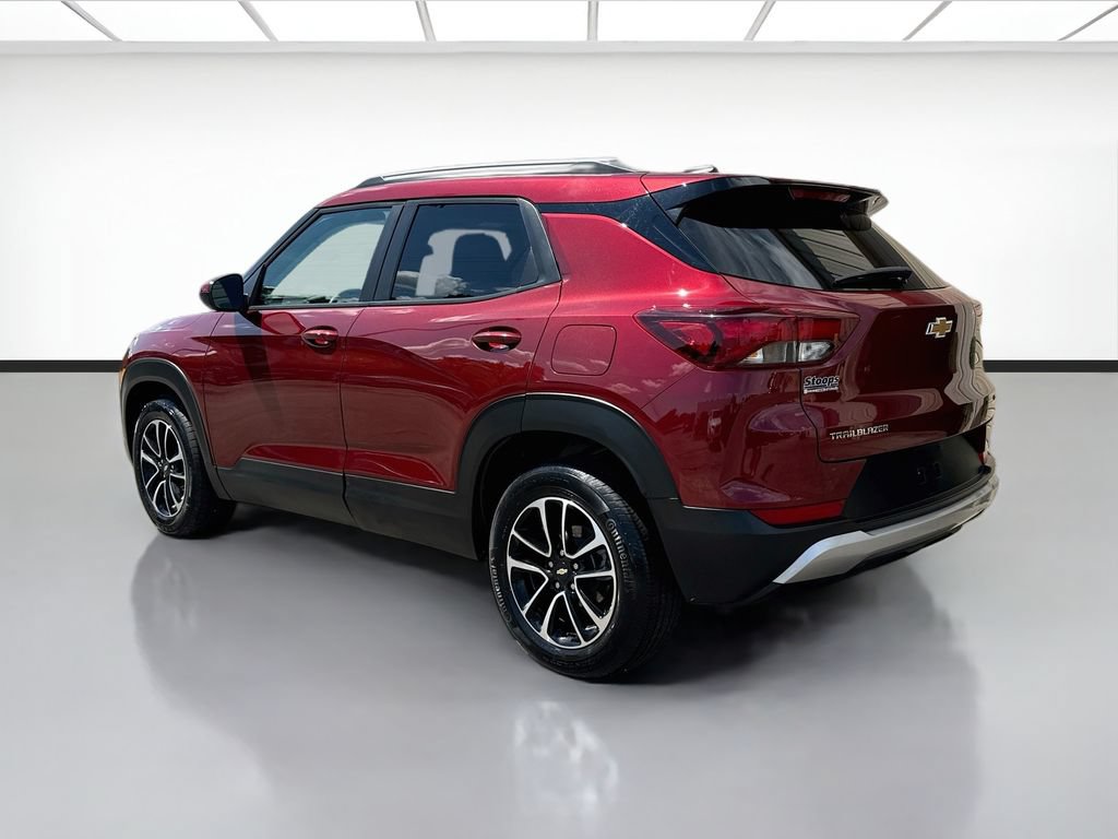 Used 2025 Chevrolet TrailBlazer LT FWD image 7