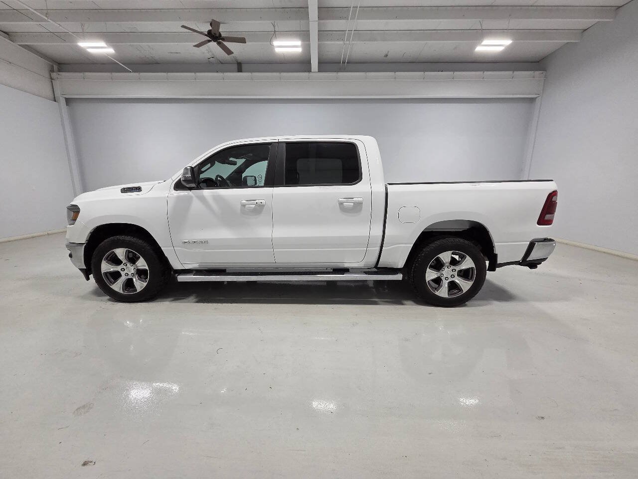 Used 2023 RAM 1500 Laramie AWD/4WD image 6