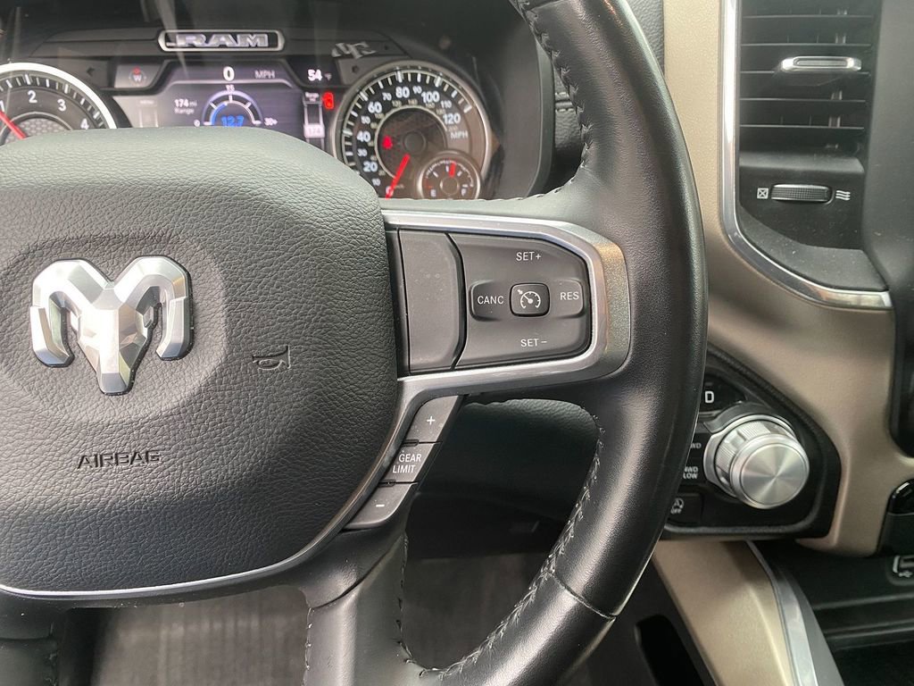 Used 2021 RAM 1500 Laramie AWD/4WD image 17