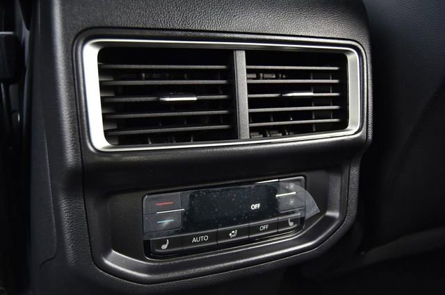 New 2026 Volkswagen Atlas SEL Premium R-Line image 23