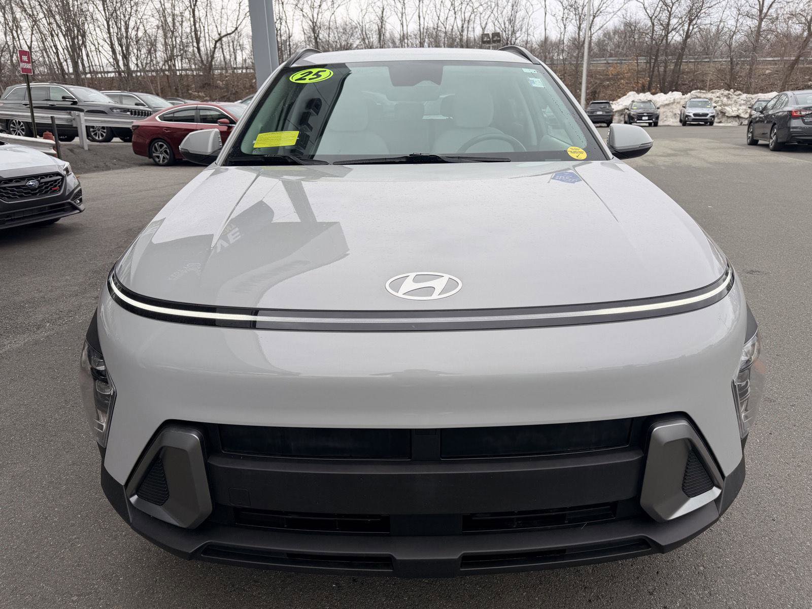 Used 2025 Hyundai Kona SEL image 8
