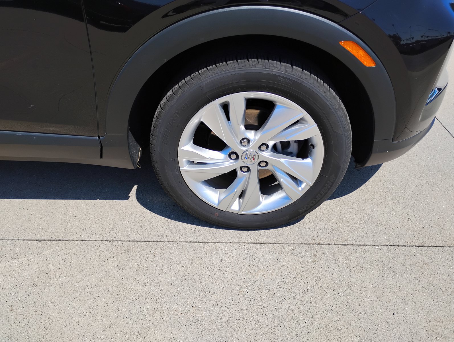 Used 2024 Buick Encore GX Preferred w/ Comfort Package FWD image 33