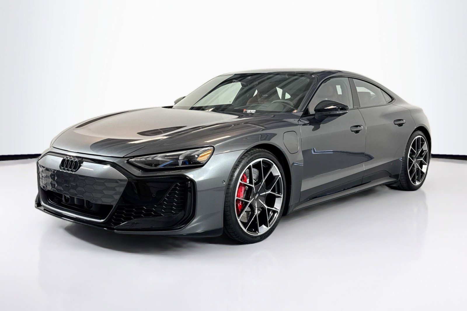 Used 2025 Audi RS e-tron GT performance w/ 21" Wheel Package AWD/4WD image 1