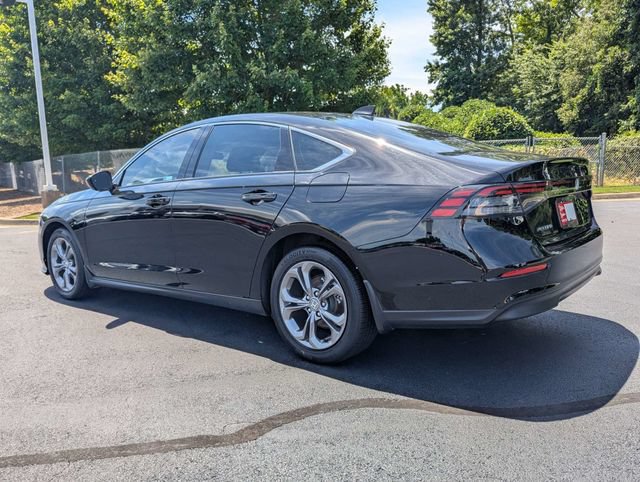 Used 2024 Honda Accord EX image 4
