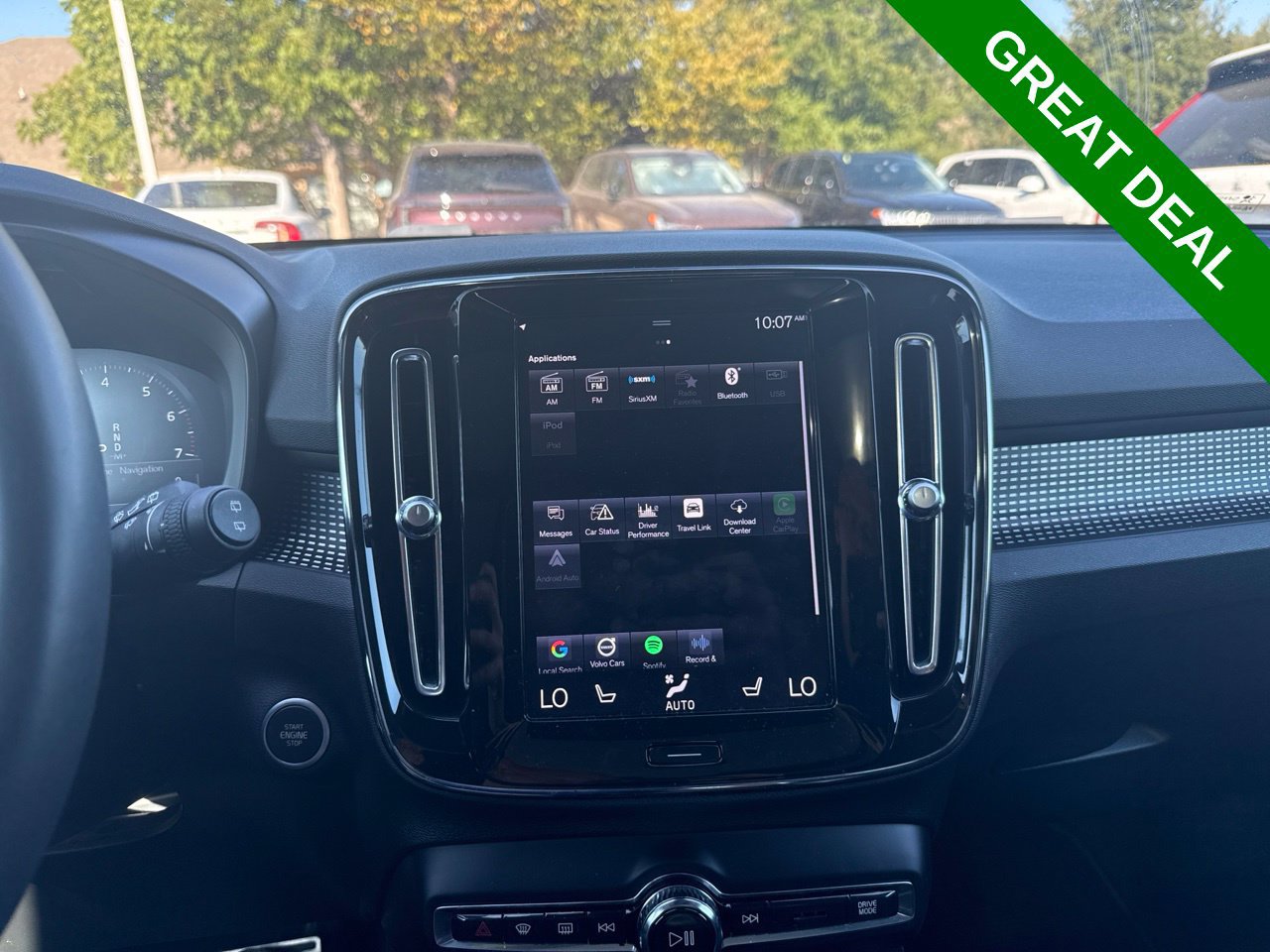 Used 2022 Volvo XC40 T4 R-Design FWD image 22