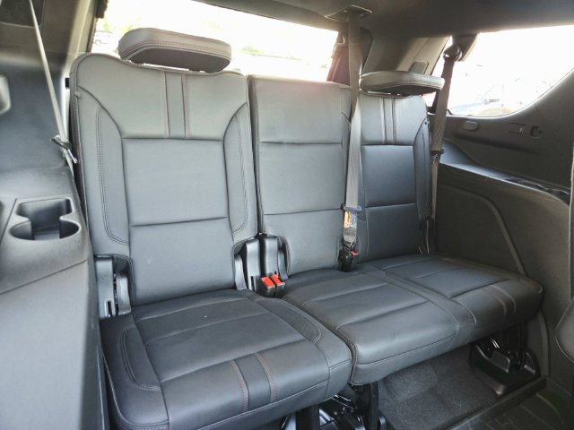 Used 2025 Chevrolet Tahoe RST w/ Comfort Package AWD/4WD image 14