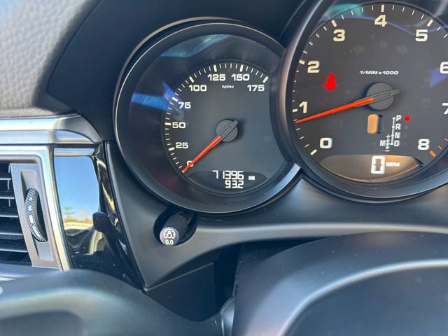 Used 2018 Porsche Macan Sport Edition image 43