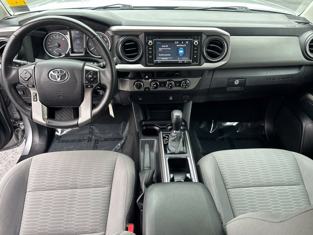 Used 2017 Toyota Tacoma SR5 AWD/4WD image 12