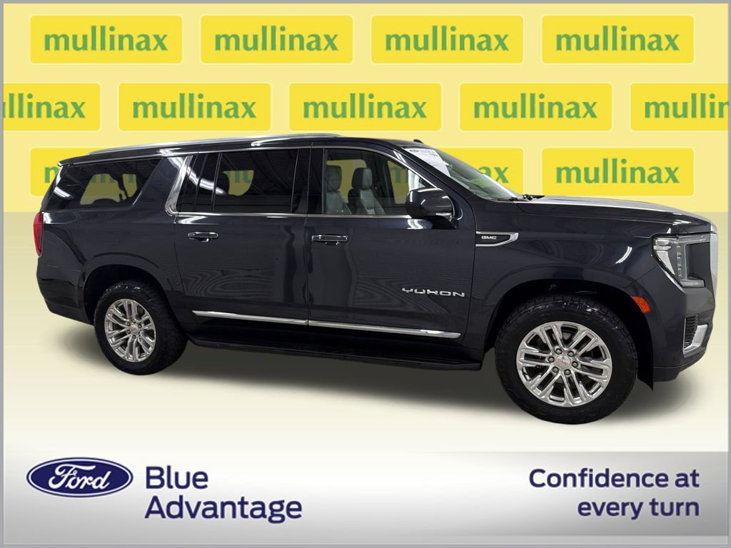 Used 2023 GMC Yukon XL SLT RWD image 2