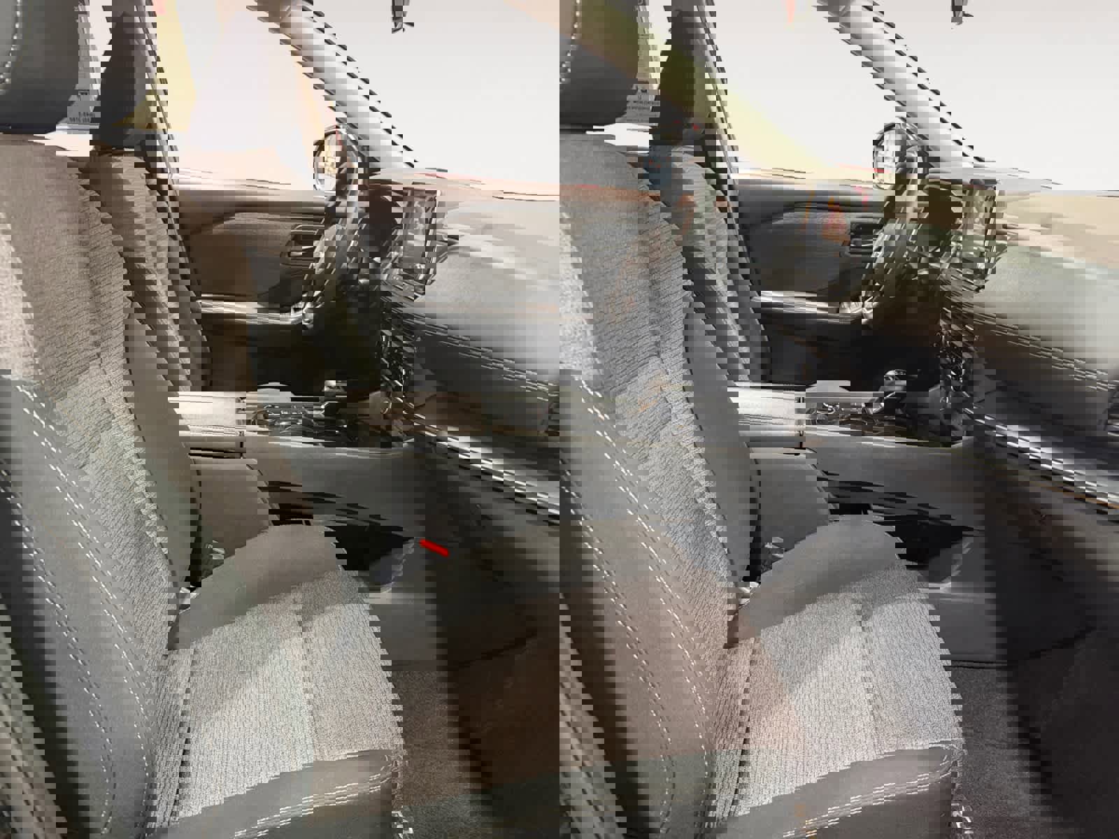 Used 2021 Nissan Rogue S image 16