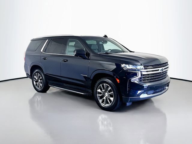 Used 2021 Chevrolet Tahoe LT w/ Luxury Package AWD/4WD image 2