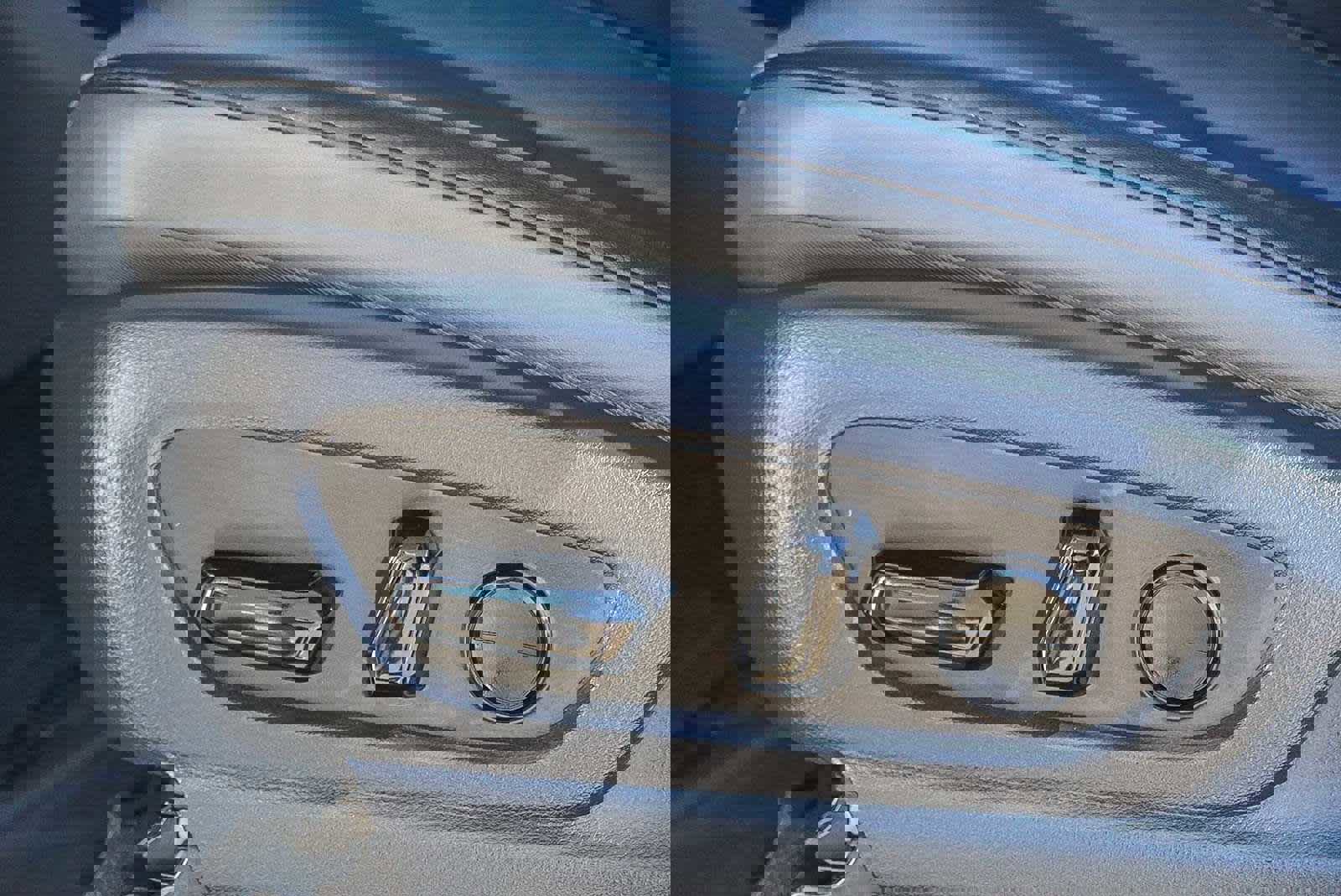 Used 2024 Lexus RZ 300e Premium w/ Technology Package image 22