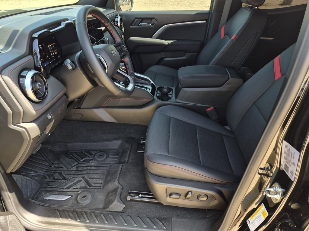 Used 2026 Chevrolet Colorado Z71 w/ Technology Package image 11