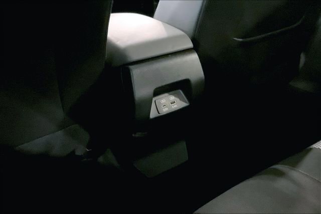 Used 2024 Subaru Crosstrek 2.0i Premium image 34